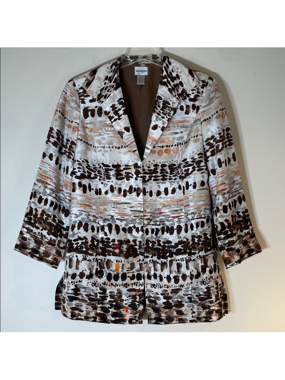 Like NEW! Chico's Pure Silk Artistic Jacket. Chico’s 0 (US 4).